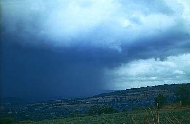 CUMULONIMBUS   PRAECIPITATIO